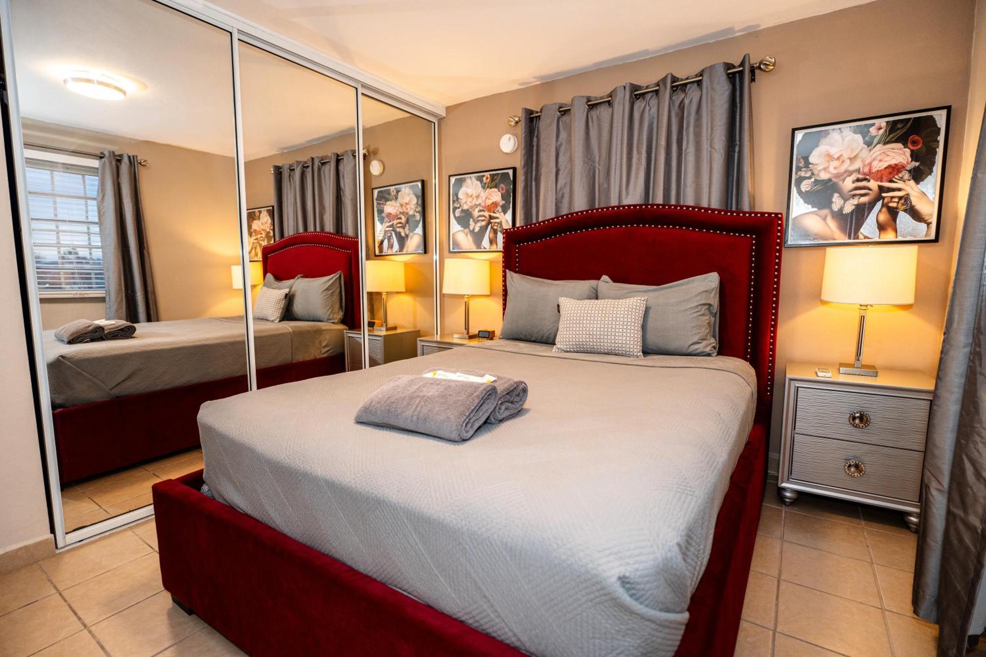 庞塞Luxury Retreat With Private Jacuzzi And Mountain Views Free Parking公寓 外观 照片