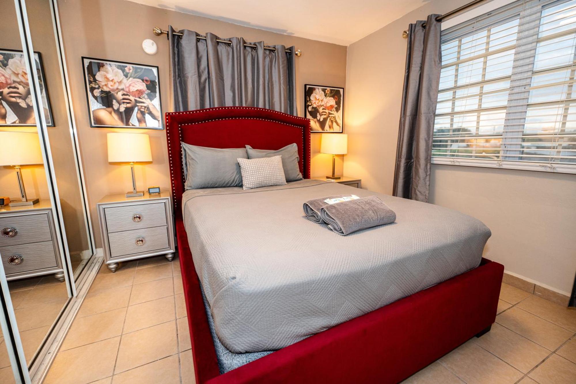 庞塞Luxury Retreat With Private Jacuzzi And Mountain Views Free Parking公寓 外观 照片
